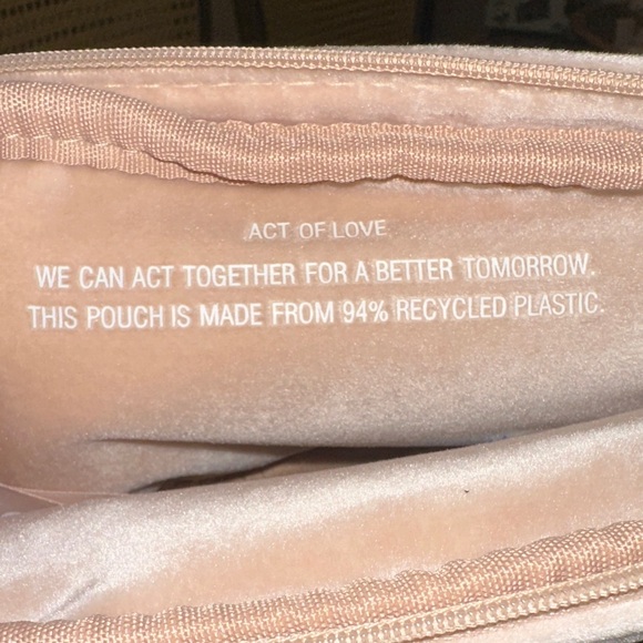 Valentino Velvet Blush Pink Wristlet - Picture 4 of 5